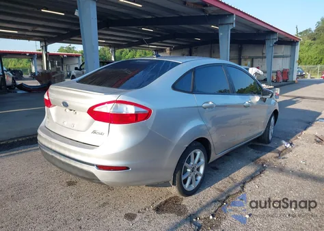 2019 Ford Fiesta Se z USA, uszkodzony, nr VIN 3FADP4BJXKM105497